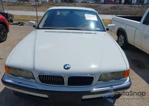 2000 BMW 740 Il z USA, uszkodzony, nr VIN WBAGH8341YDP07890